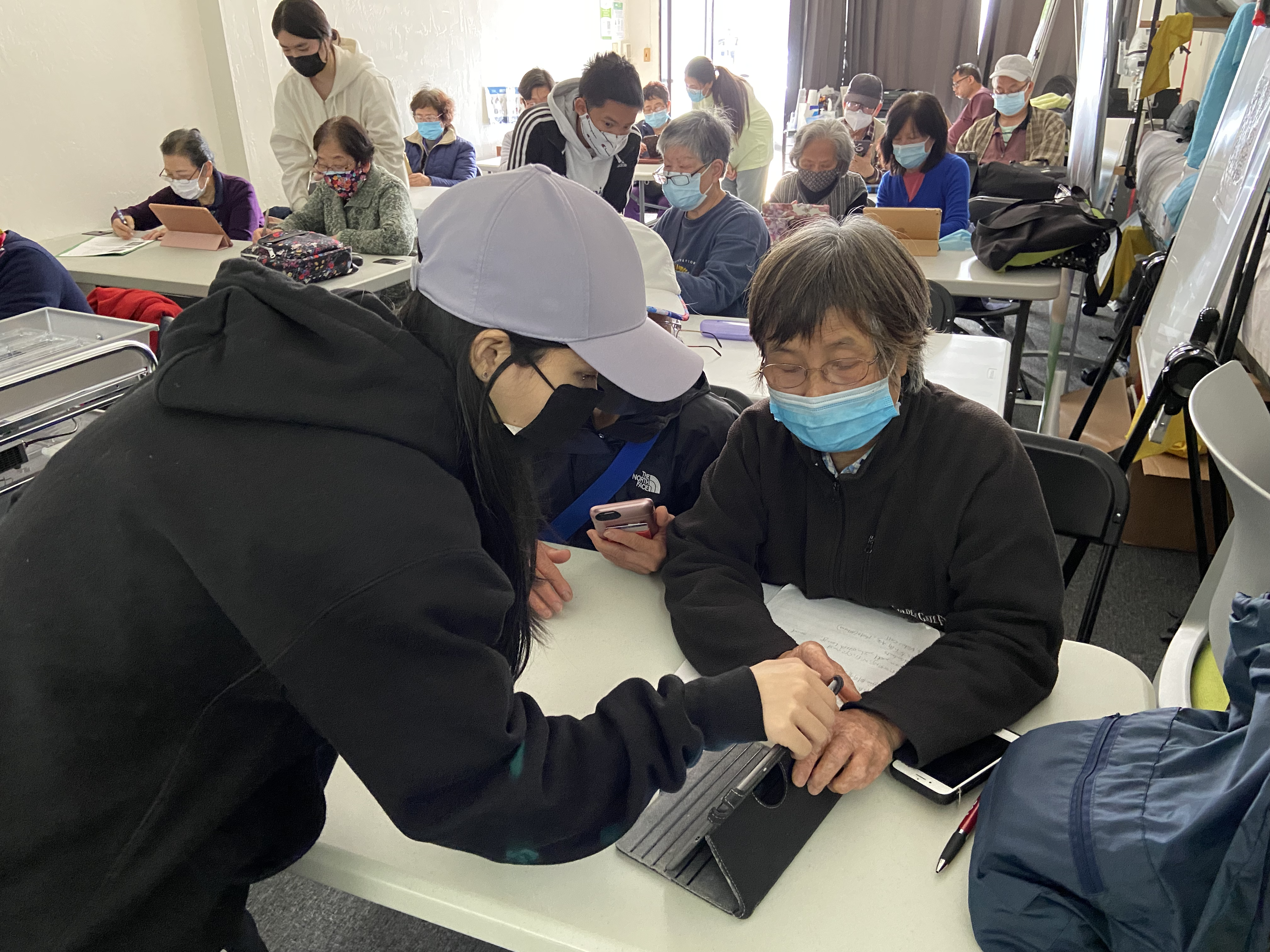 Seniors Learn Technology in the Richmond